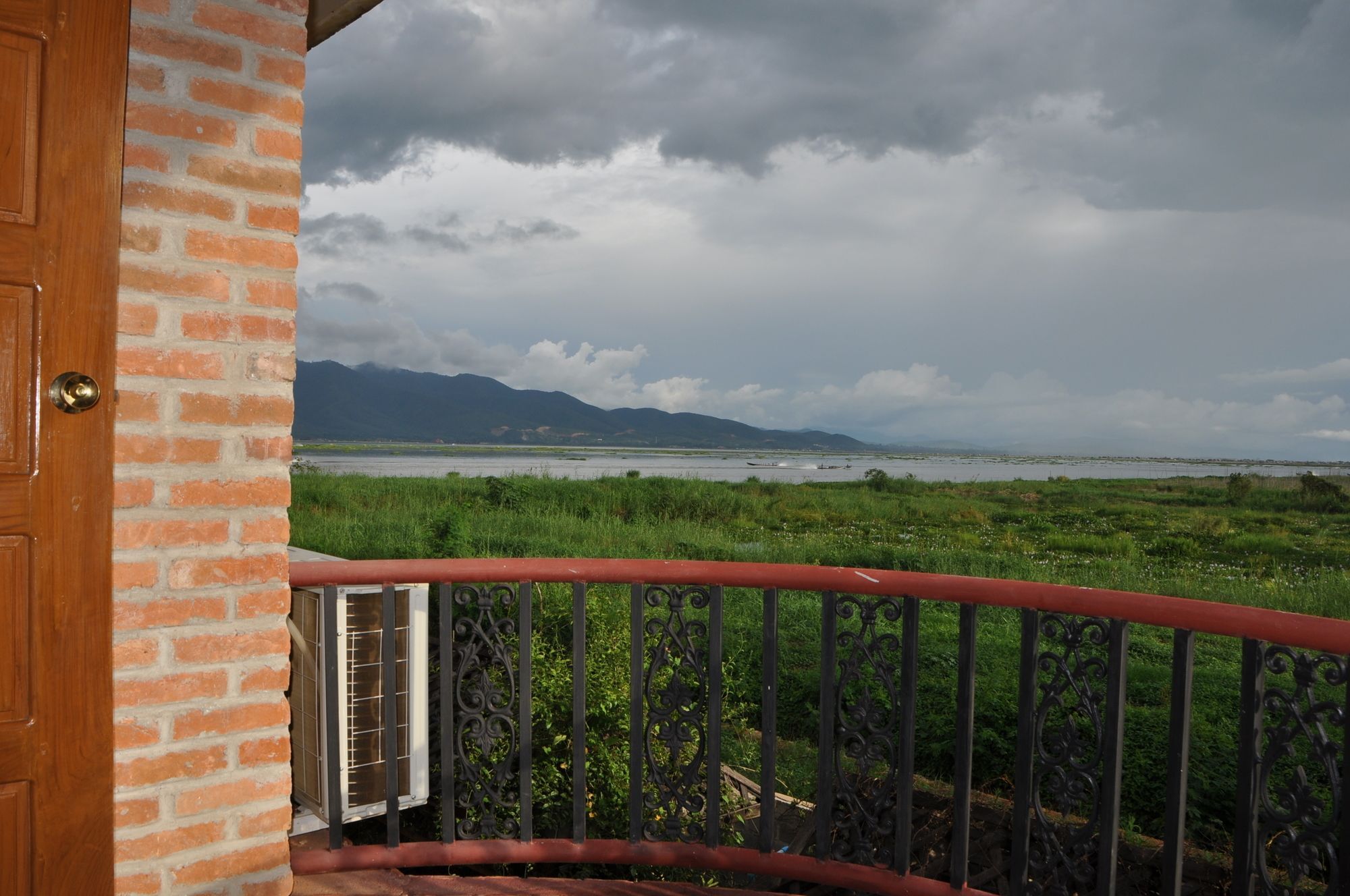 Ann Heritage Lodge Inle Lake Экстерьер фото